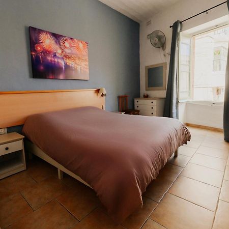 Gelmif Apartments Birgu Bagian luar foto
